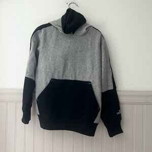 Spalding Boys 8 Small Gray and Black Kids Hoodie Sweatshirt with Neckwarmer